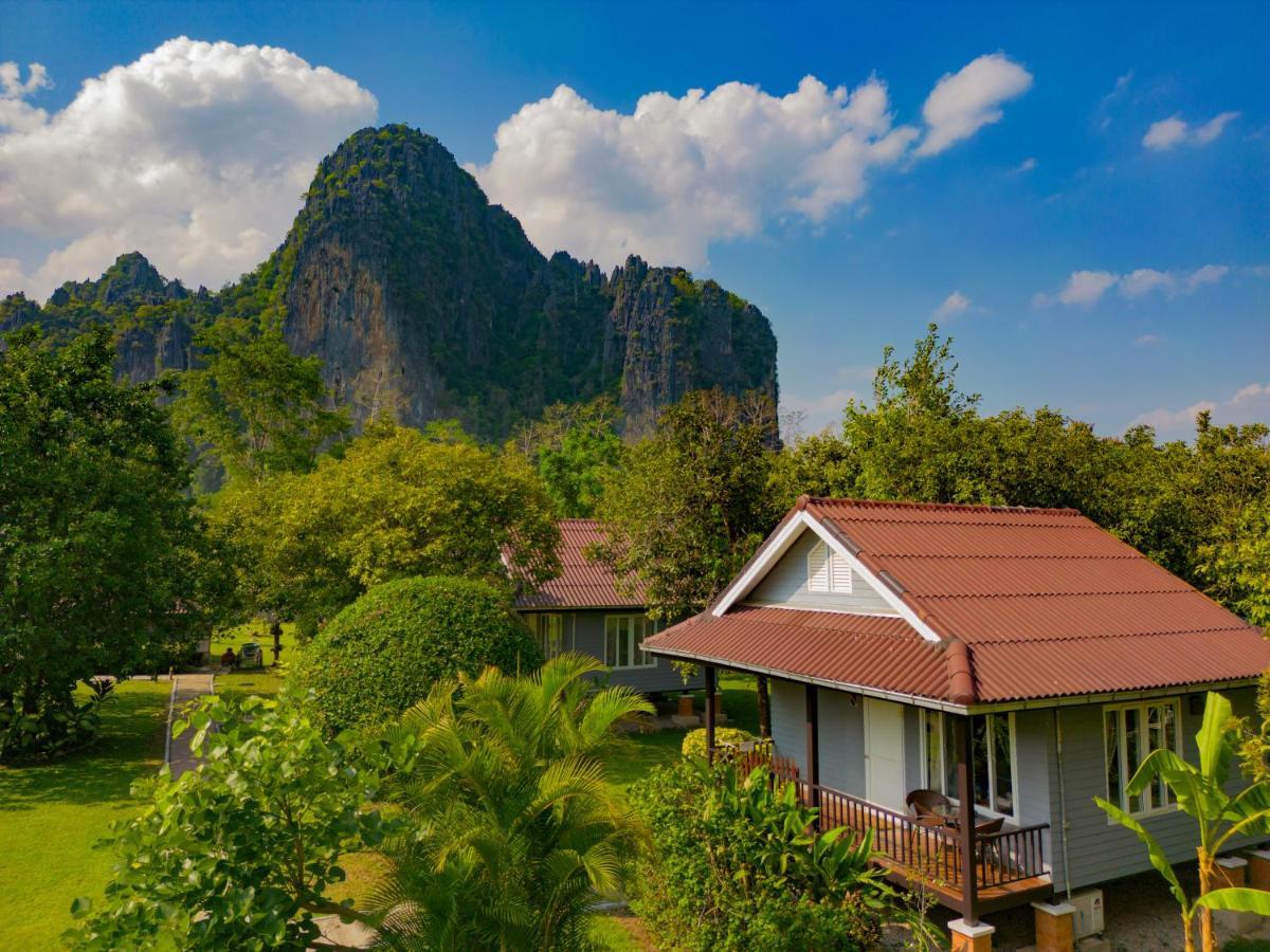 Bearlinbungalow Vang Vieng Exteriér fotografie