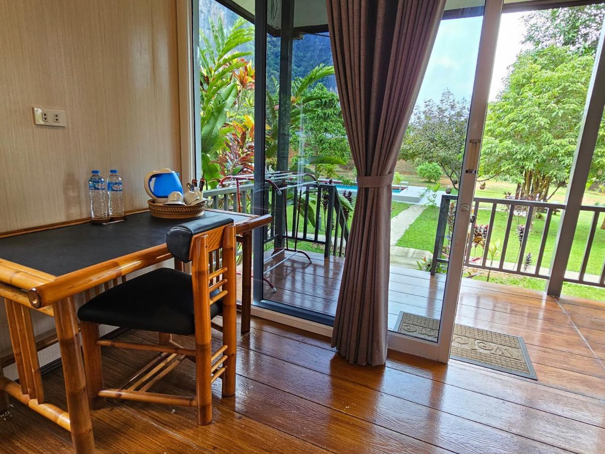 Bearlinbungalow Vang Vieng Exteriér fotografie